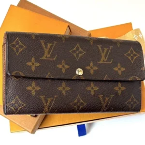Louis Vuitton Portefeuille Sarah Monogram Bi fold Long Wallet