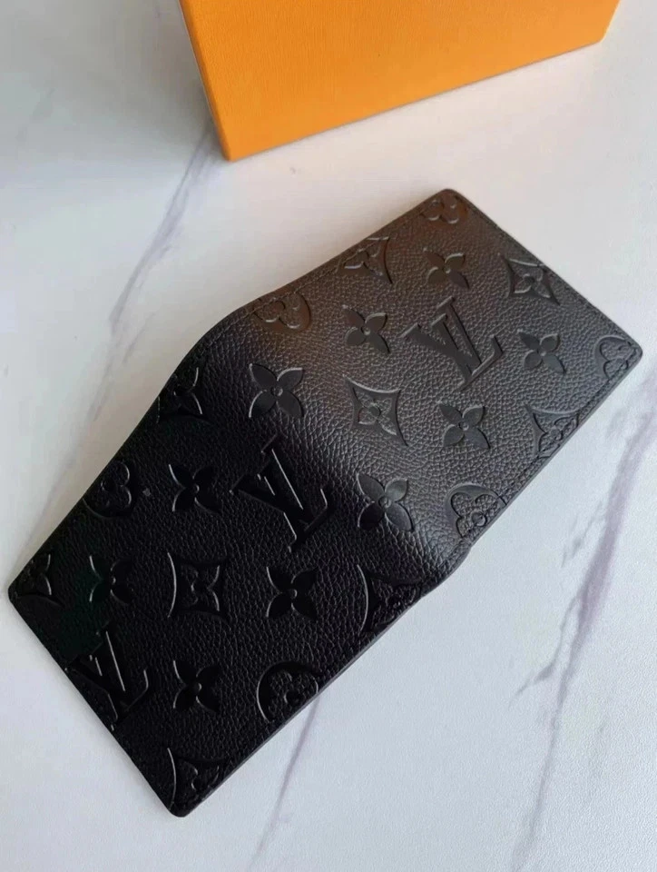 Louis Vuitton Black Men's Monogram Multiple Fold Wallet Louis Vuitton Black Men's Monogram Multiple Fold Wallet