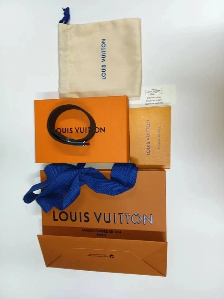 louis vuitton men’s lv slim bracelet – adjustable size – pre owned louis vuitton men’s lv slim bracelet – adjustable size – pre owned
