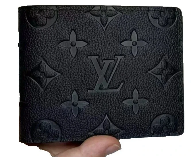 Louis Vuitton Black Men's Monogram Multiple Fold Wallet Louis Vuitton Black Men's Monogram Multiple Fold Wallet